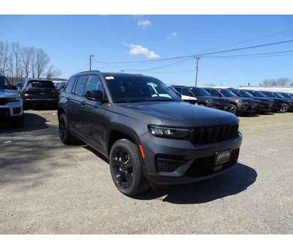 2024 Jeep Grand Cherokee Altitude is a Grey 2024 Jeep grand cherokee Altitude SUV in Willimantic CT