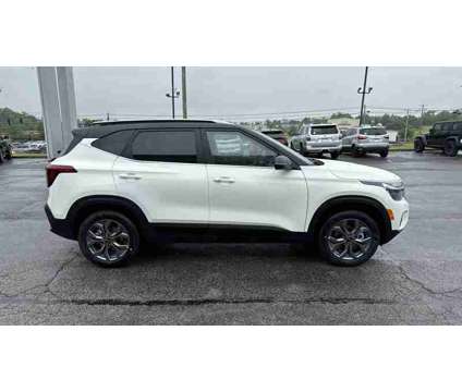 2024 Kia Seltos S is a Black, White 2024 S SUV in Nicholasville KY