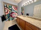 Condo For Sale In Farmington Hills, Michigan