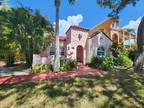 Home For Sale In Sarasota, Florida