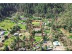 Home For Sale In Willow Creek, California