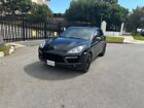 2014 Porsche Cayenne TURBO 2014 Porsche 958.1 Cayenne Turbo - Black on red with