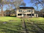 Home For Sale In El Campo, Texas