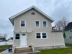 Home For Rent In Freeport, New York