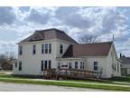 Home For Sale In Vinton, Iowa