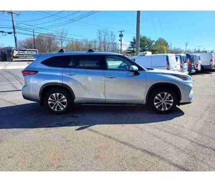 2021 Toyota Highlander for sale is a Silver 2021 Toyota Highlander Car for Sale in North Middletown NJ