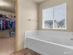 Home For Sale In Enumclaw, Washington