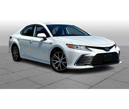 2021UsedToyotaUsedCamryUsedCVT (Natl) is a White 2021 Toyota Camry Car for Sale in Landover MD