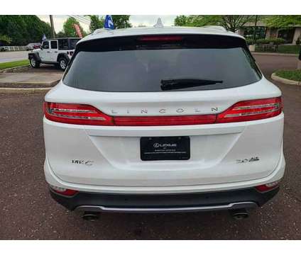 2015 Lincoln MKC LS is a Silver, White 2015 Lincoln MKC Car for Sale in Chester Springs PA