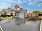 3 bedroom detached house for sale in Fishermans Close, Chickerell, Weymouth