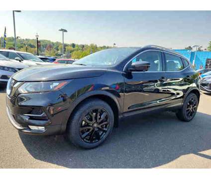 2021 Nissan Rogue Sport SV is a Black 2021 Nissan Rogue Car for Sale in Jenkintown PA