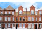 3 bed flat to rent in Heyford Terrace, SW8, London