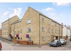 1+ bedroom flat/apartment for sale in Home Orchard, Ebley, Stroud