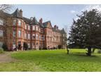 2 bed flat for sale in Sutherland House, IG8, Woodford Green