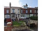 Pontefract Lane, Leeds, West Yorkshire, LS9 2 bed terraced house to rent -