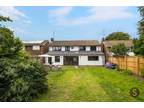 4 bedroom detached house for sale in Little Hoo, Tring, HP23