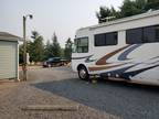 2005 National RV Dolphin 5355