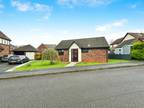 Clos Y Nant, Gorseinon, Swansea, West Glamorgan, SA4 4ZQ 2 bed detached bungalow