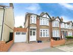 4 bedroom End Terrace House for sale, Ferndale Road, Gravesend, DA12