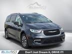 2021 Chrysler Pacifica Hybrid Gray, 50K miles