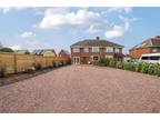 4+ bedroom house for sale in Paygrove Lane, Longlevens, Gloucester