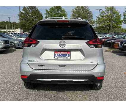 2020 Nissan Rogue SL is a Silver 2020 Nissan Rogue SL Car for Sale in Southaven MS