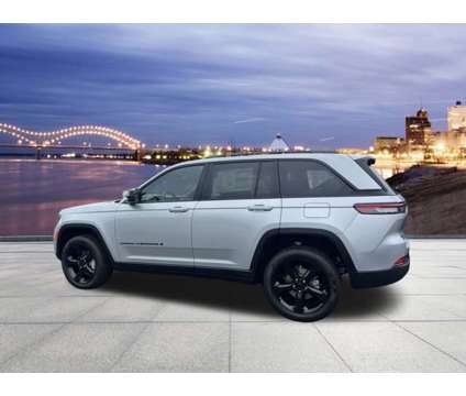 2024 Jeep Grand Cherokee Limited is a Silver 2024 Jeep grand cherokee Limited Car for Sale in Memphis TN
