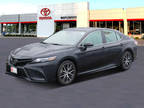 2022 Toyota Camry Black, 111K miles