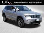 2017 Jeep grand cherokee Silver, 84K miles