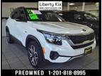 2021 Kia White, 33K miles