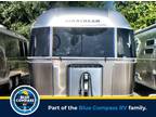 2023 Airstream Flying Cloud 28RBQ 28ft