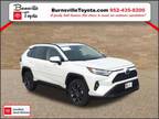 2022 Toyota RAV4 White, 9K miles