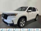 2025 Honda Pilot Silver|White