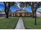 10114 Del Monte Dr, Houston, TX 77042