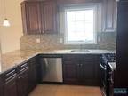 Flat For Rent In Harrison, New Jersey