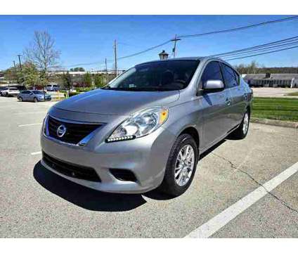 2012 Nissan Versa for sale is a Grey 2012 Nissan Versa 1.6 Trim Car for Sale in Louisville KY