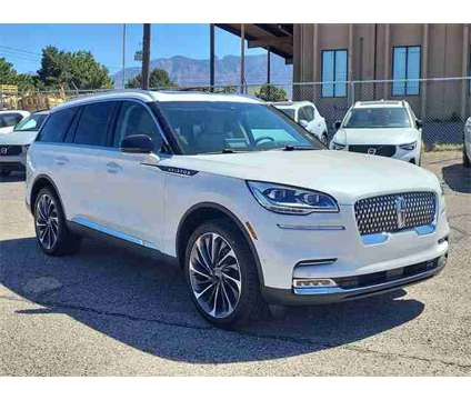 2024 Lincoln Aviator Reserve is a White 2024 Lincoln Aviator SUV in Albuquerque NM