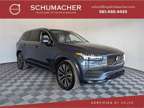 2022 Volvo XC90 T5 Momentum