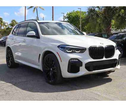 2021 BMW X5 sDrive40i M Sport is a White 2021 BMW X5 3.0si SUV in Miami FL