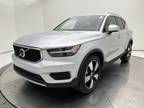 2019 Volvo XC40 Momentum AWD Navigation