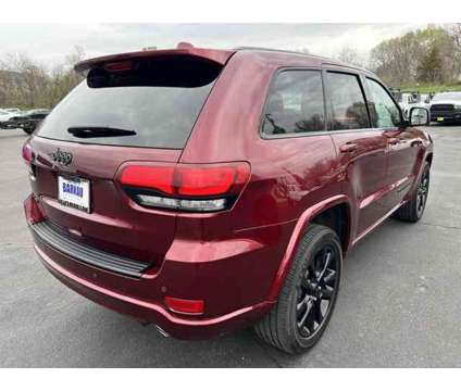 2018 Jeep Grand Cherokee Altitude is a Red 2018 Jeep grand cherokee Altitude SUV in Freeport IL