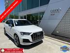 2023 Audi SQ7 Premium Plus quattro