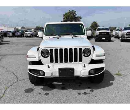 2023 Jeep Gladiator High Altitude is a White 2023 High Altitude Truck in Fort Smith AR