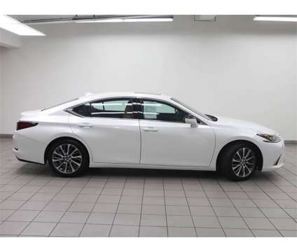 2019 Lexus ES 350 is a White 2019 Lexus ES Sedan in El Monte CA