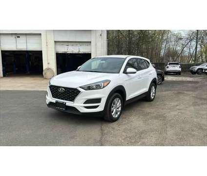 2020 Hyundai Tucson SE is a White 2020 Hyundai Tucson SE SUV in Danbury CT