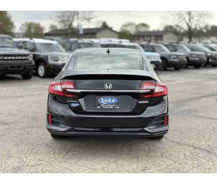 2019 Honda Clarity Plug-In Hybrid Base Carfax One Owner is a Black 2019 Honda Clarity Plug-In Hybrid Base Hybrid in Manteno IL