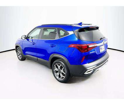 2021 Kia Seltos EX is a Blue 2021 SUV in Madison WI