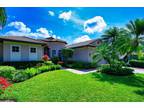 9020 Maverick Ct, Naples, FL 34113