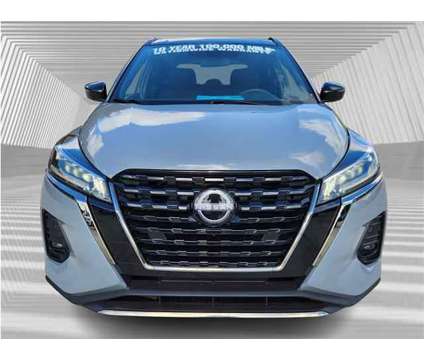 2023 Nissan Kicks SR Xtronic CVT is a Black, Grey 2023 Nissan Kicks SR Station Wagon in Fort Lauderdale FL
