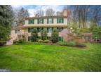 337 Echo Valley Ln, Newtown Square, PA 19073